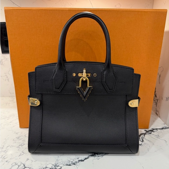 Louis Vuitton Handbags - Louis Vuitton City Steamer PM